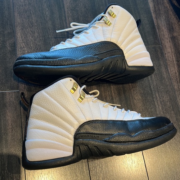 Air Jordan 12 Retro ‘Taxi’ 2013 - Picture 4 of 6